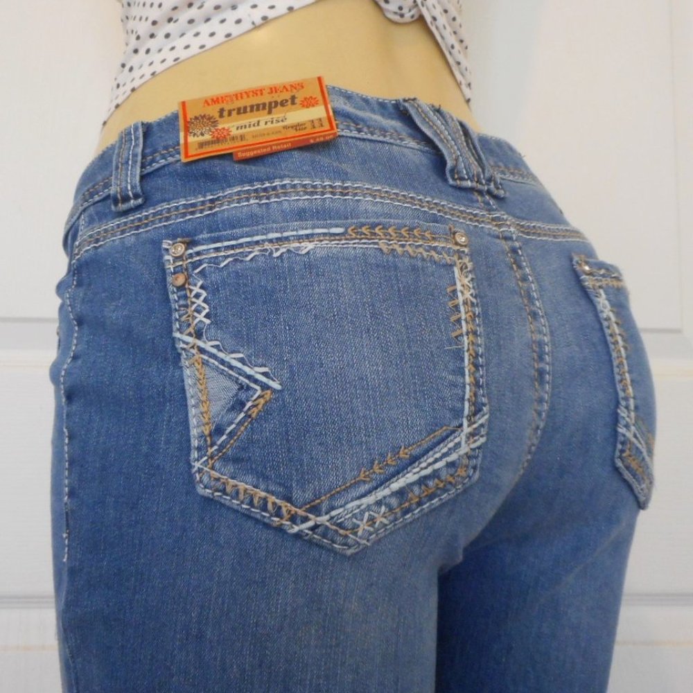 NEW Amethyst Jeans Distressed Boot Cut Denim Size 13 - Picture 5 of 13